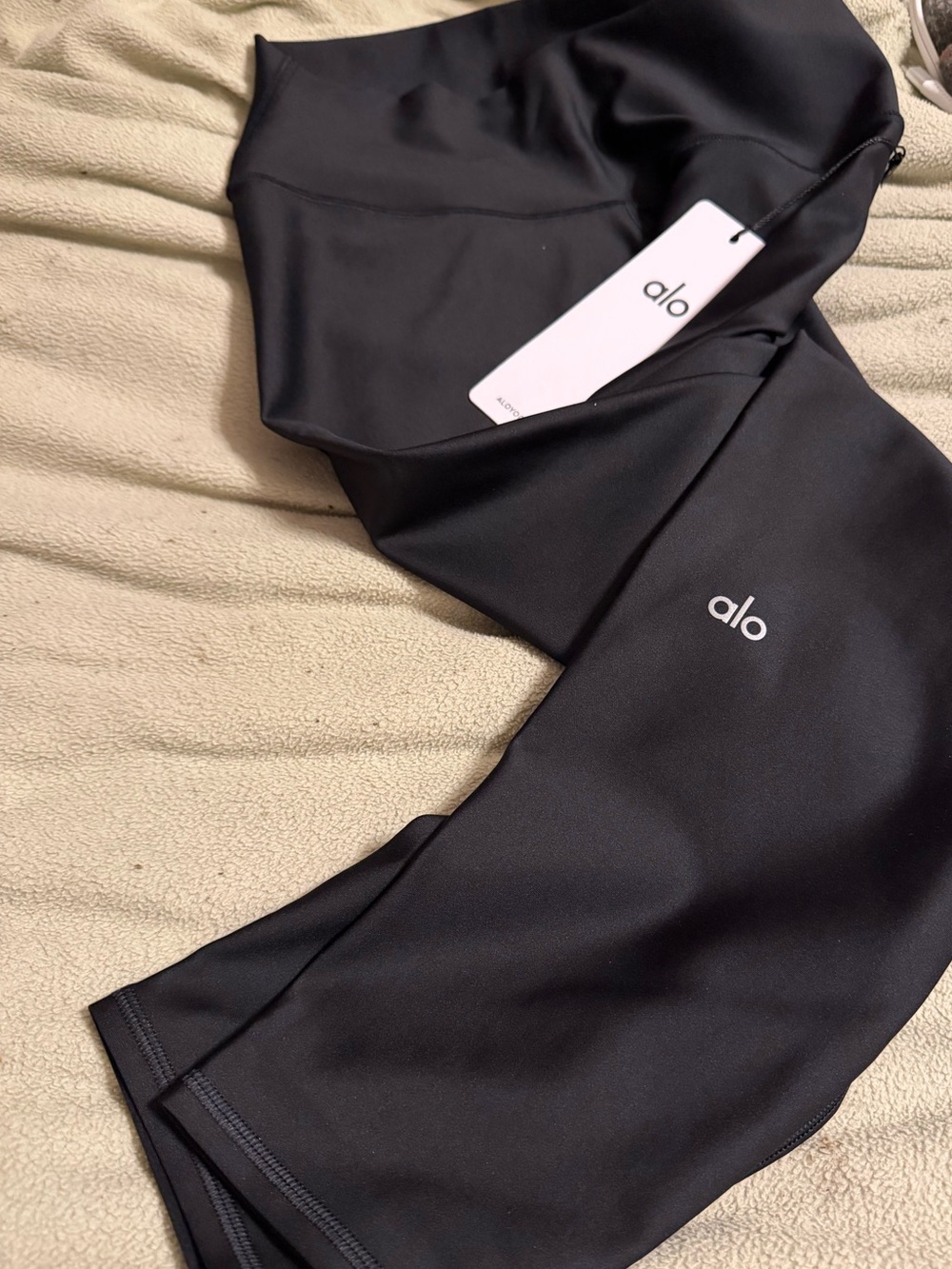 ALO Yoga Black 7/8 High-Waist Airlift Performance Leggings